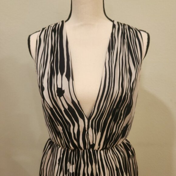 NWOT Alice + Olivia Lexa Plunge Maxi Dress - Picture 11 of 13